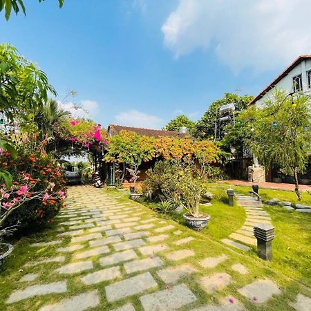 Hotel Khu Nghi Duong Huong Sen - Binh My, Cu Chi Ciudad Ho Chi Minh  Exterior foto